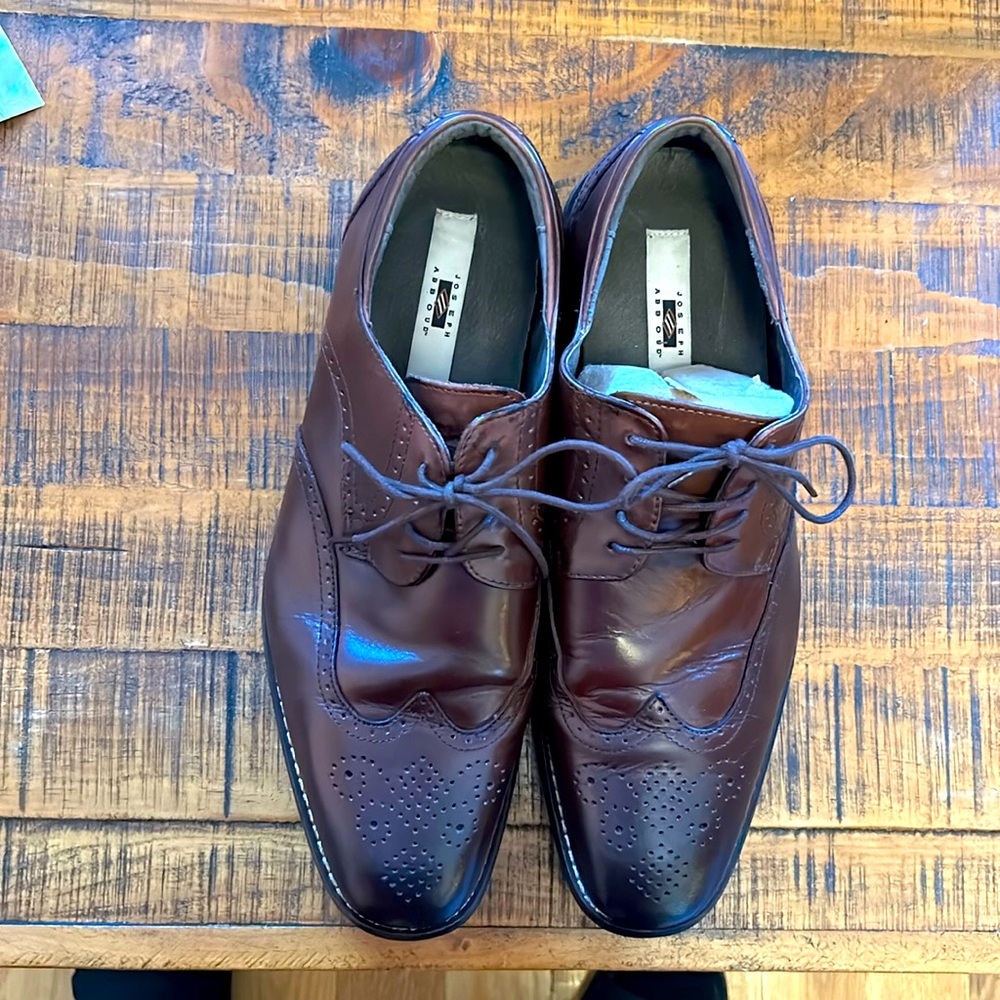 Joseph Abboud Brown wingtips oxfords